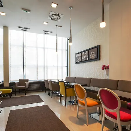 Garni Nevski Hotel