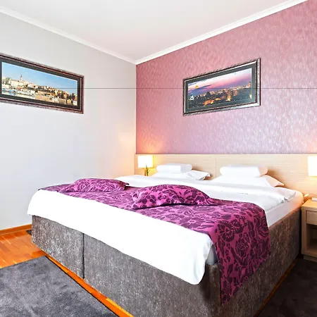 内维斯基加尔尼酒店 贝尔格莱德