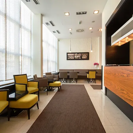 内维斯基加尔尼酒店 酒店 贝尔格莱德