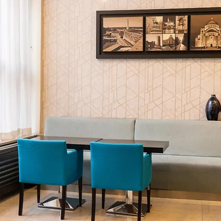 ホテル ガルニ ネフスキー 4*